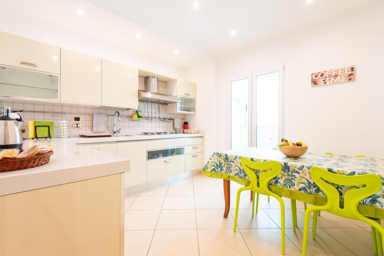 Casa Dante Center Apartment บารี ภายนอก รูปภาพ